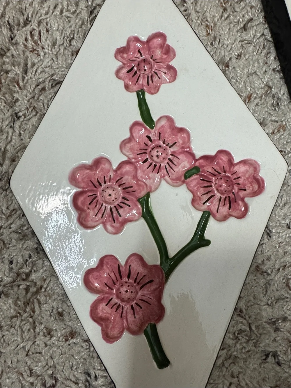 Vintage ceramic floral wall decor diamond set of 3